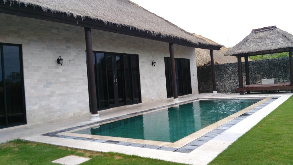 Royal Pool Villa Bali Nusa Dua  Værelse billede